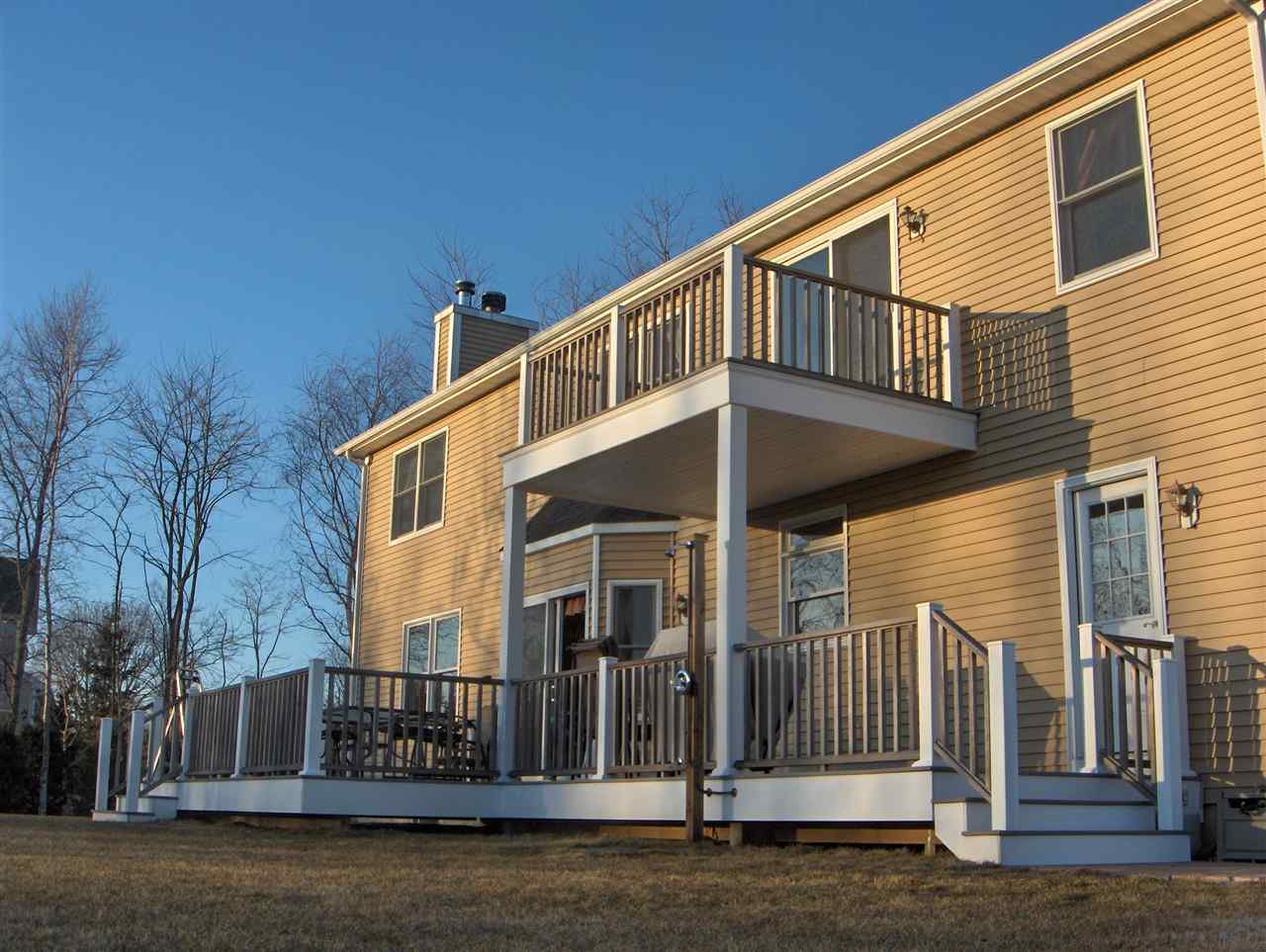 resized-2349823-Double Decks.JPG